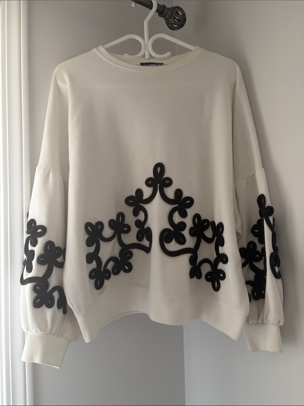 Zara Victorian Appliqué Sweater